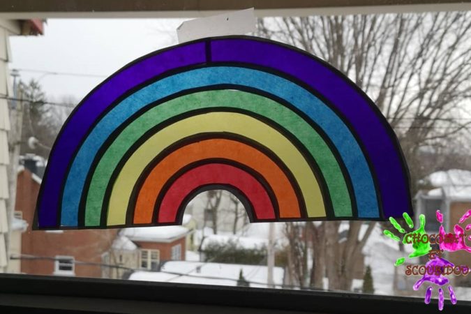 Arc en ciel en papier vitrail