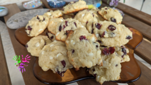 Biscuits aux canneberges, au citron et au chocolat blanc