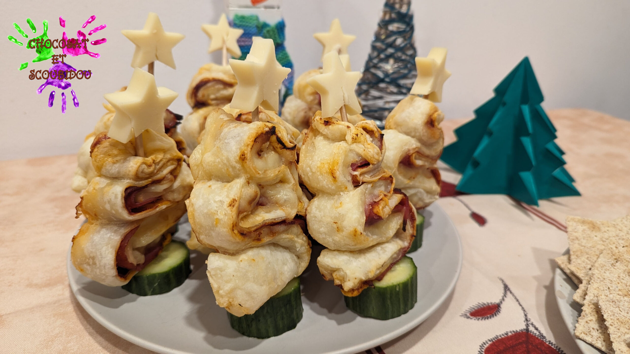 Sapins feuilletés à la tomate