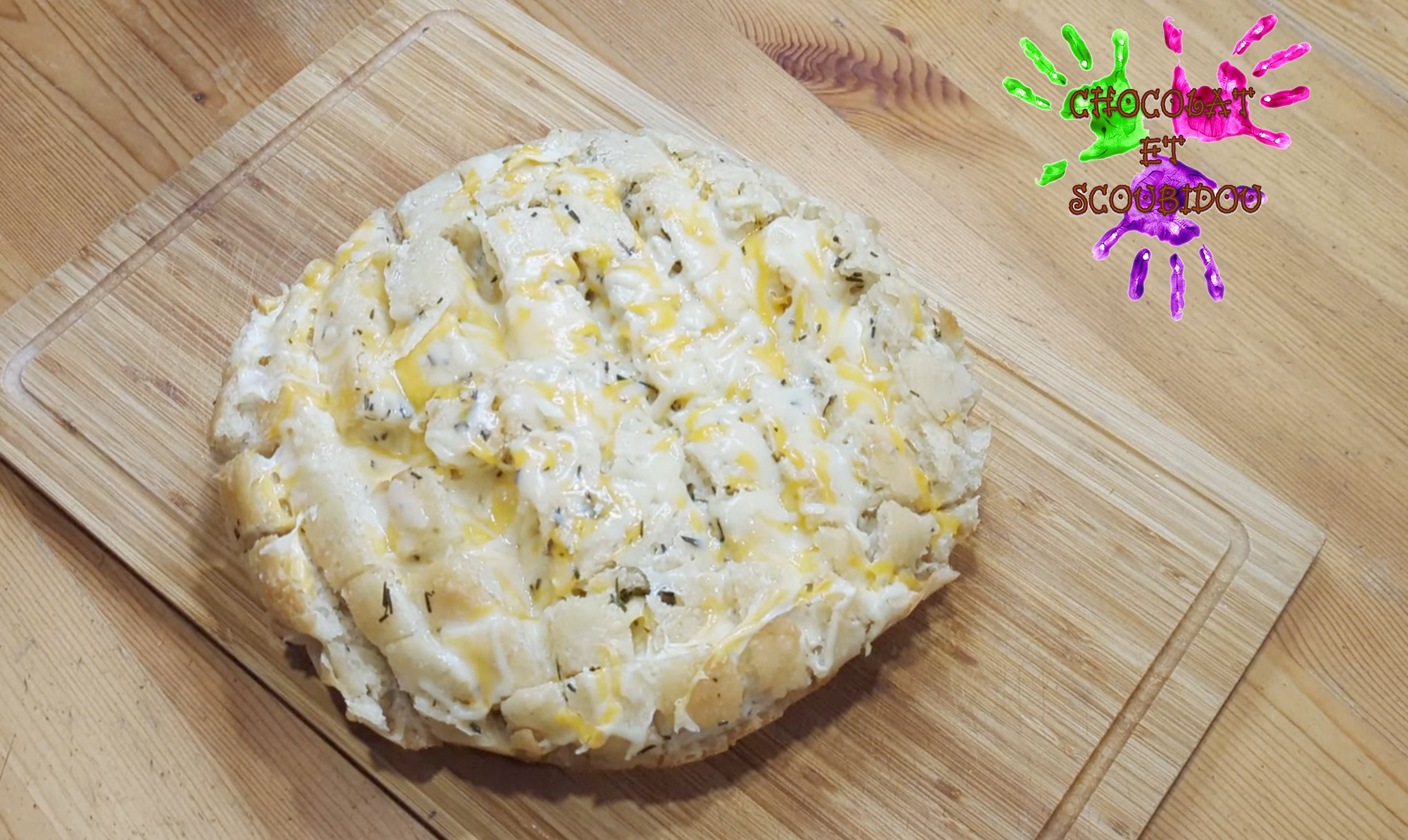 pain au fromage et à l&rsquo;ail