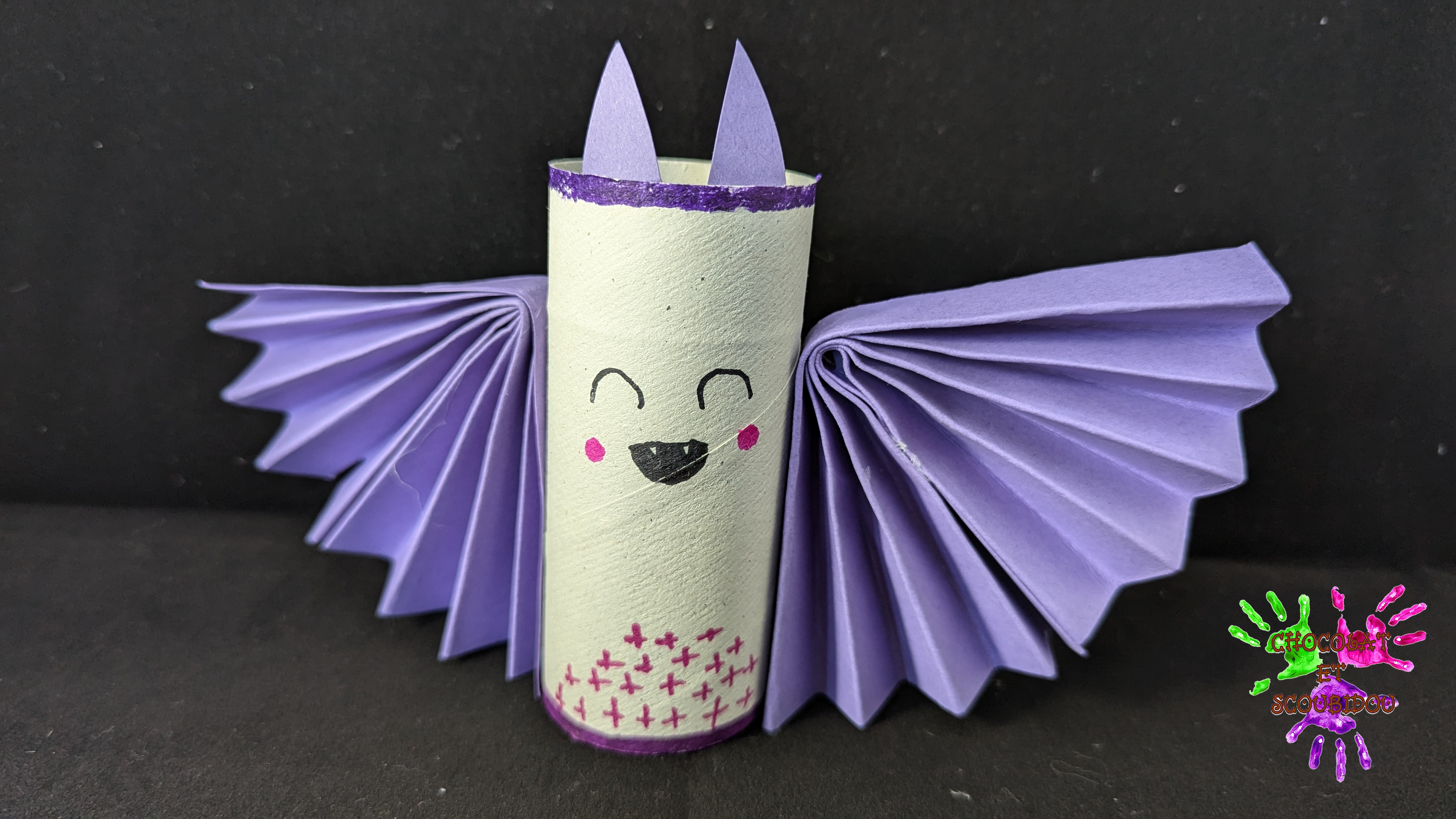 Chauve-souris en carton 2